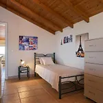 Maistro Beach House